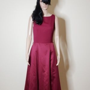 Jim HJELM Wine Color Evening Gown!Size/10